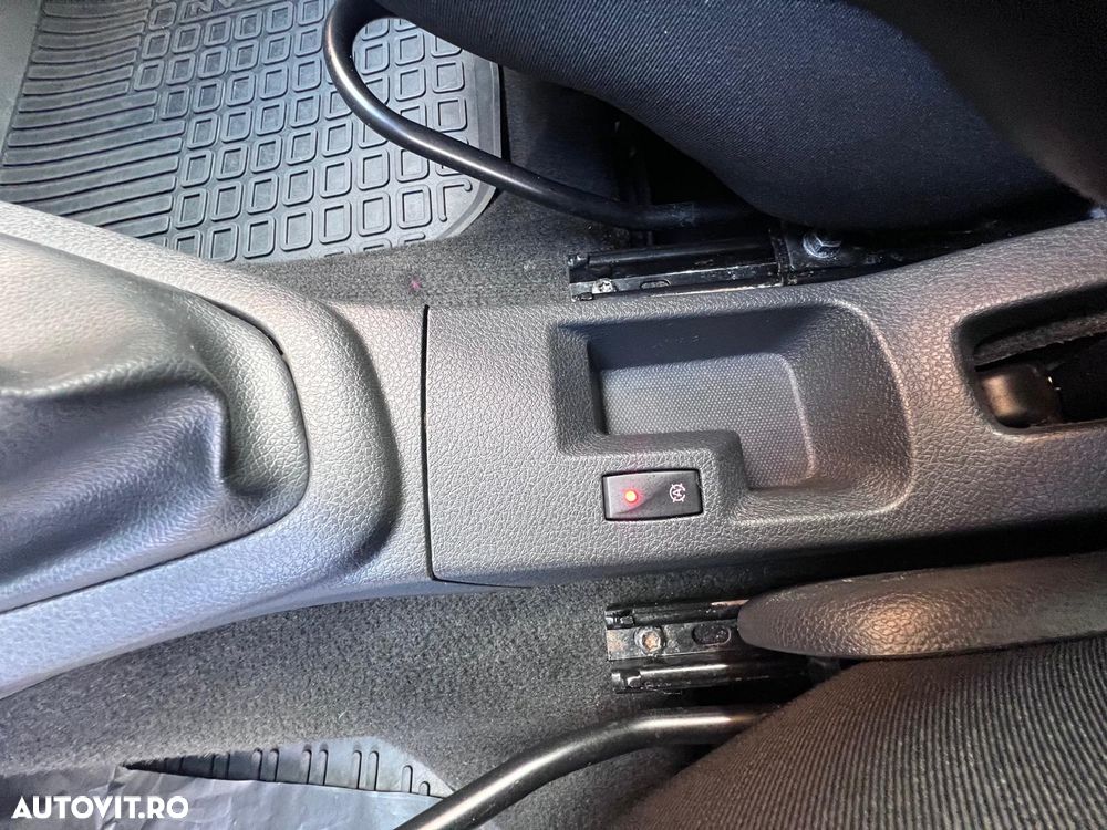 Dacia Logan Stepway 0.9 TCe - 18