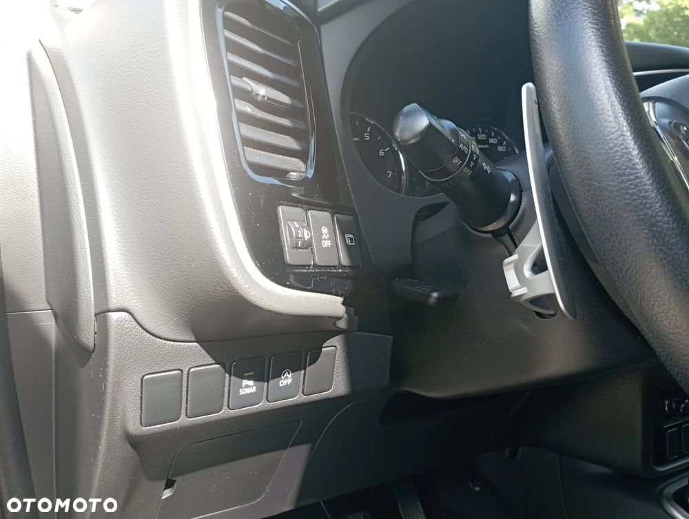 Mitsubishi Outlander 2.0 Intense 4WD CVT - 7