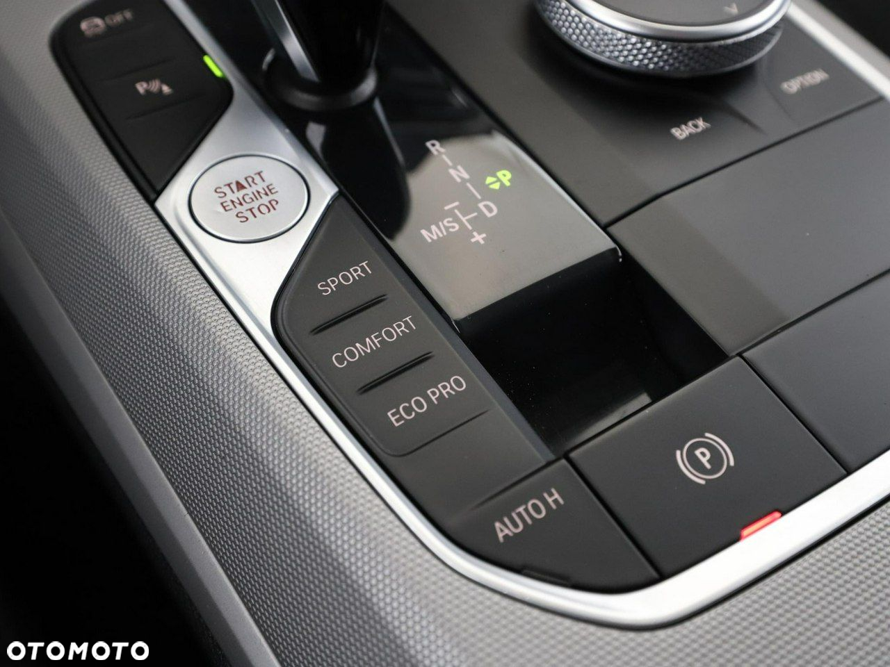 BMW Seria 3 320d xDrive Advantage - 32