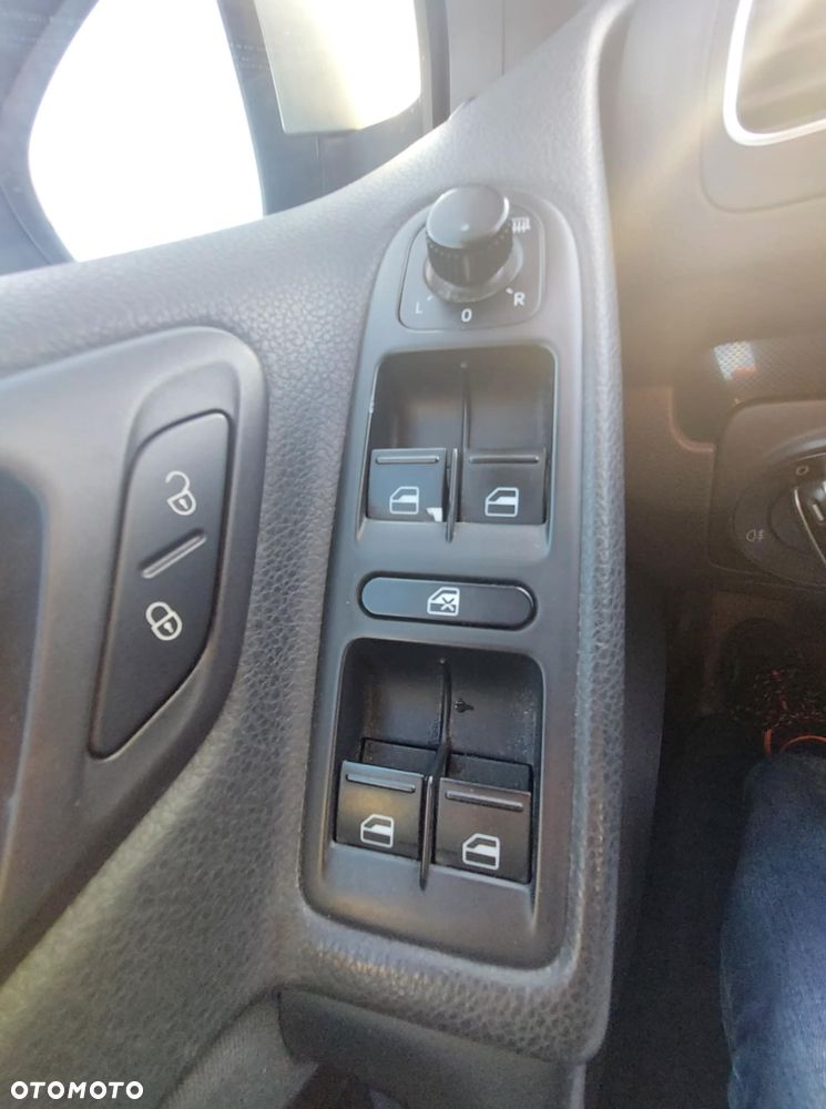 Volkswagen Golf 1.6 Comfortline - 14