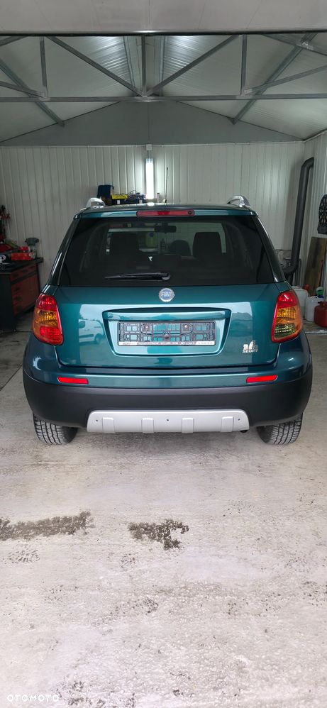 Fiat Sedici - 11