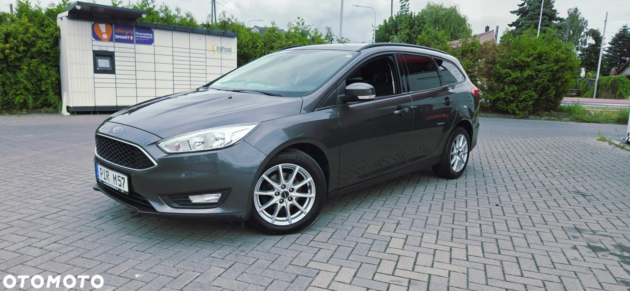 Ford Focus 1.5 EcoBlue Start-Stopp-System TITANIUM DESIGN - 4