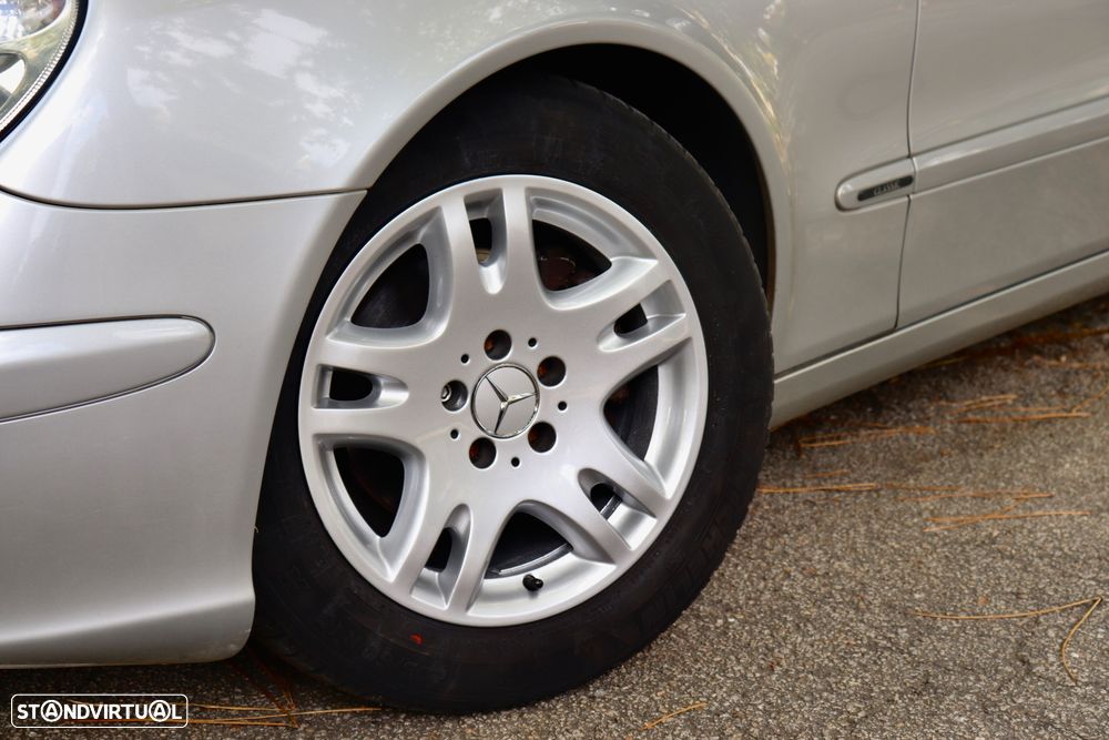Mercedes-Benz E 200 CDI Auto Classic - 5