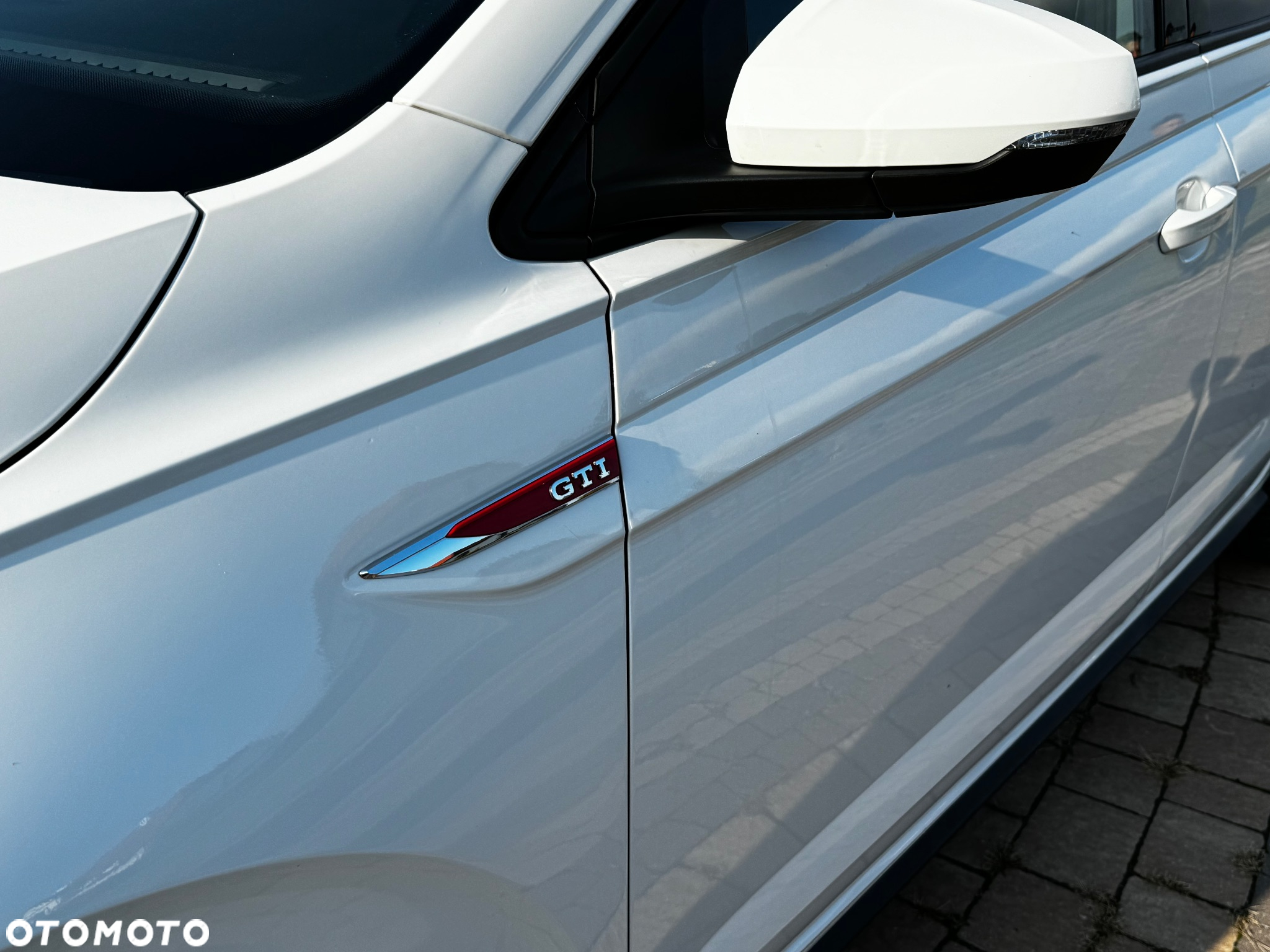 Volkswagen Polo 2.0 TSI OPF DSG GTI - 9