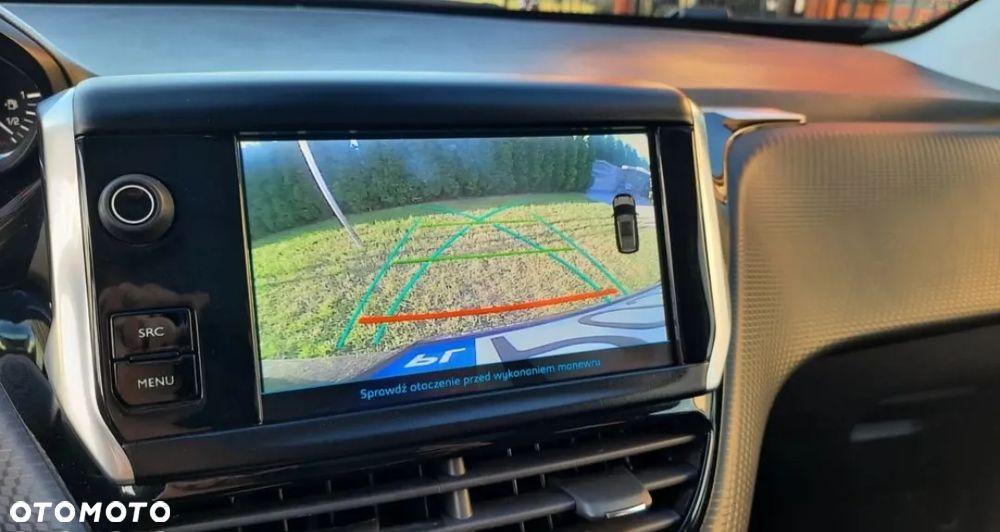 Peugeot 2008 1.6 BlueHDi Active S&S - 26