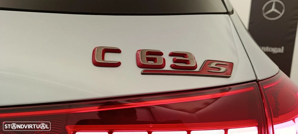 Mercedes-Benz C 63 AMG S E Performance 4Matic - 32