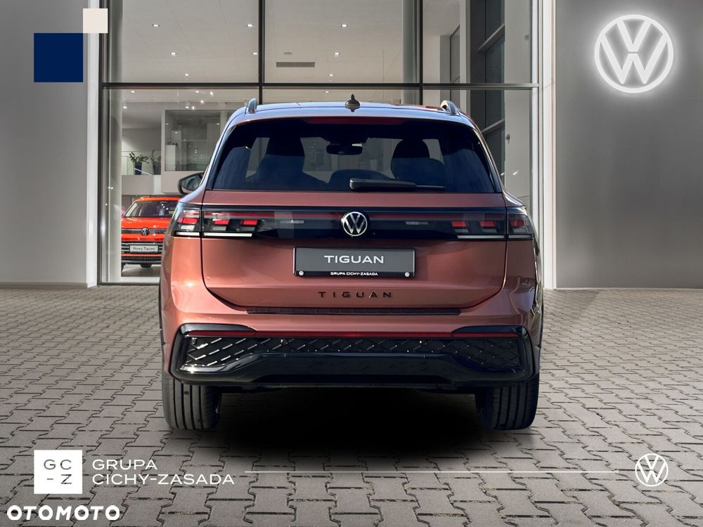 Volkswagen Tiguan - 4
