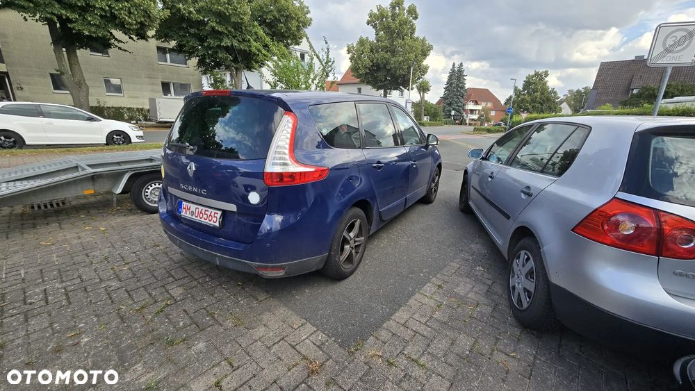 Renault Grand Scenic Gr 1.6 16V Authentique - 9