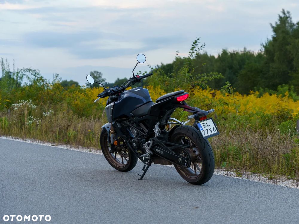 Honda CB - 2