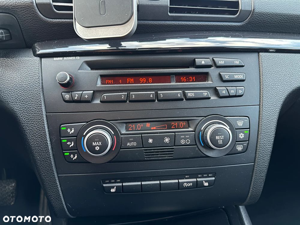 BMW Seria 1 118i - 7
