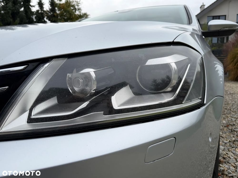 Volkswagen Passat Variant - 28