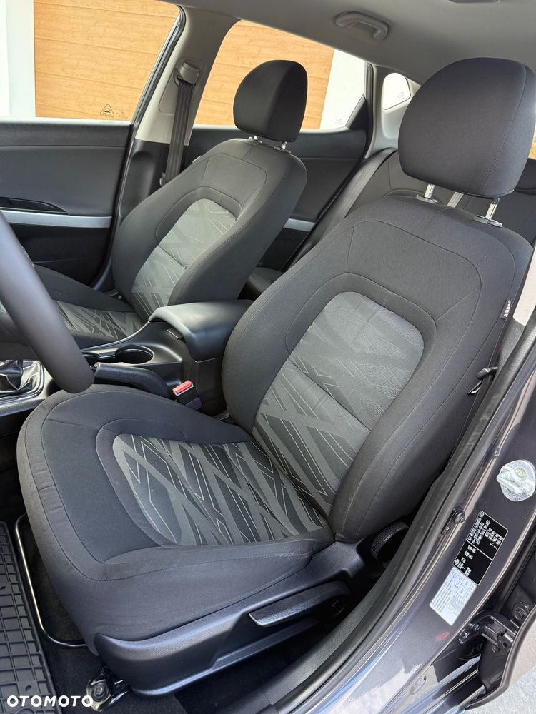 Kia Ceed 1.4 CVVT Attract - 17