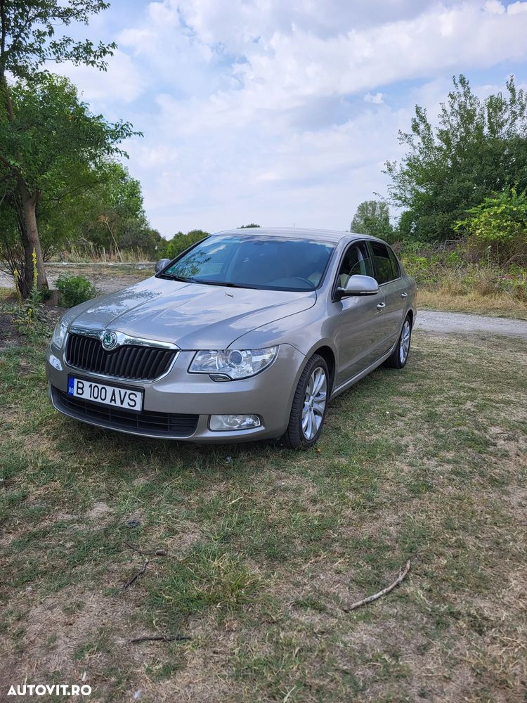 Skoda Superb 2.0 TDI Comfort DSG - 10