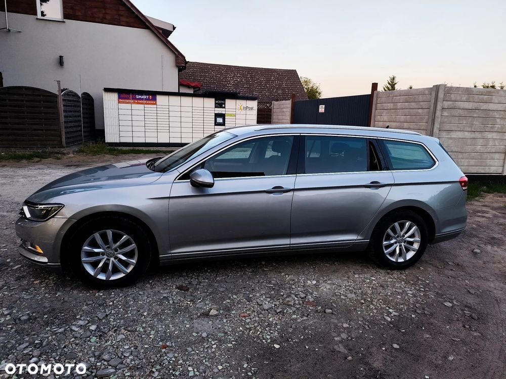Volkswagen Passat 2.0 TDI SCR DSG Comfortline - 11
