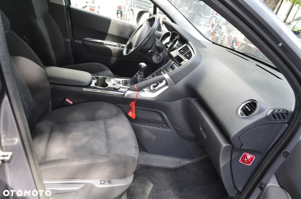 Peugeot 3008 2.0 HDi Premium - 11