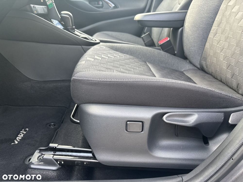 Toyota Yaris Hybrid 1.5 Style - 18