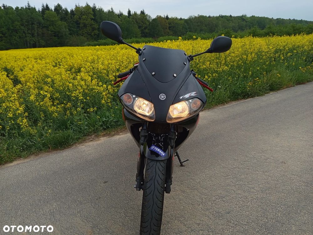 Yamaha TZR - 12