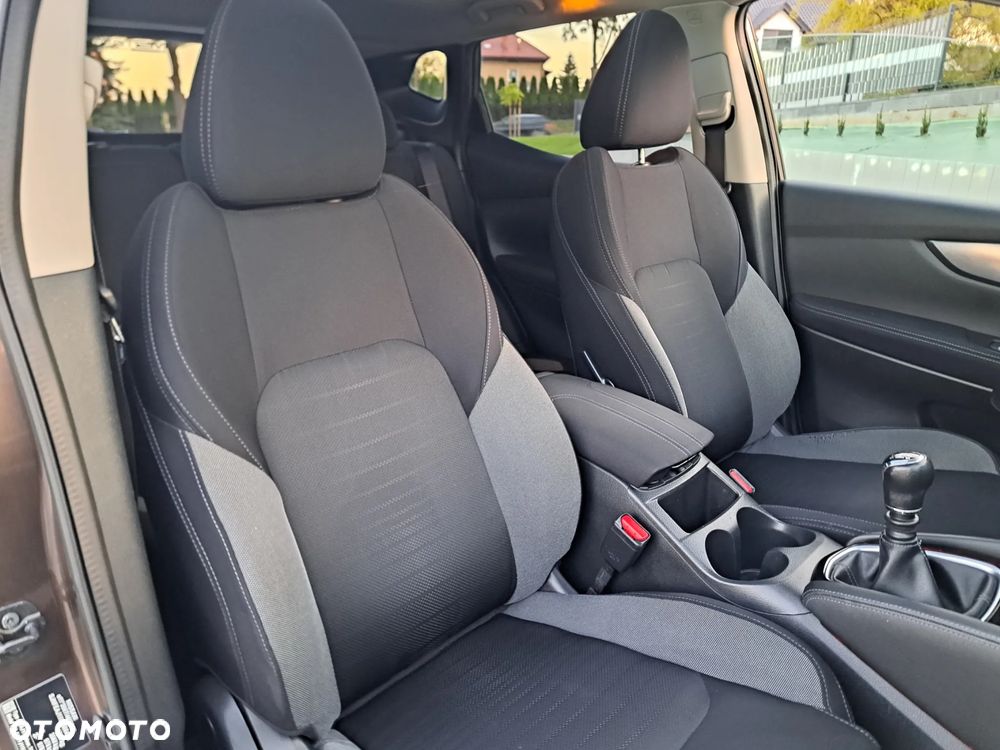 Nissan Qashqai 1.2 DIG-T Tekna EU6 - 28