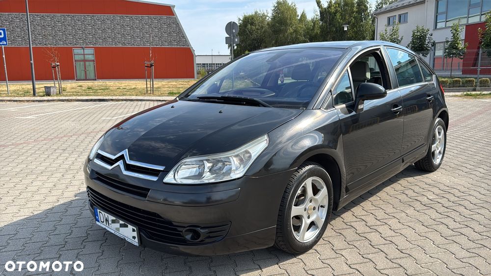Citroën C4 1.6 16V Impress - 1
