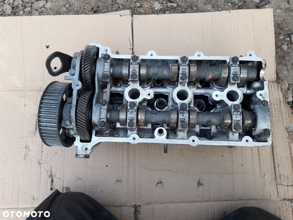 Mazda 323f MX-3 Xedos 6 9   1.8 2.0v6  Głowica Silnika wałek z wałki K8 KF - 1