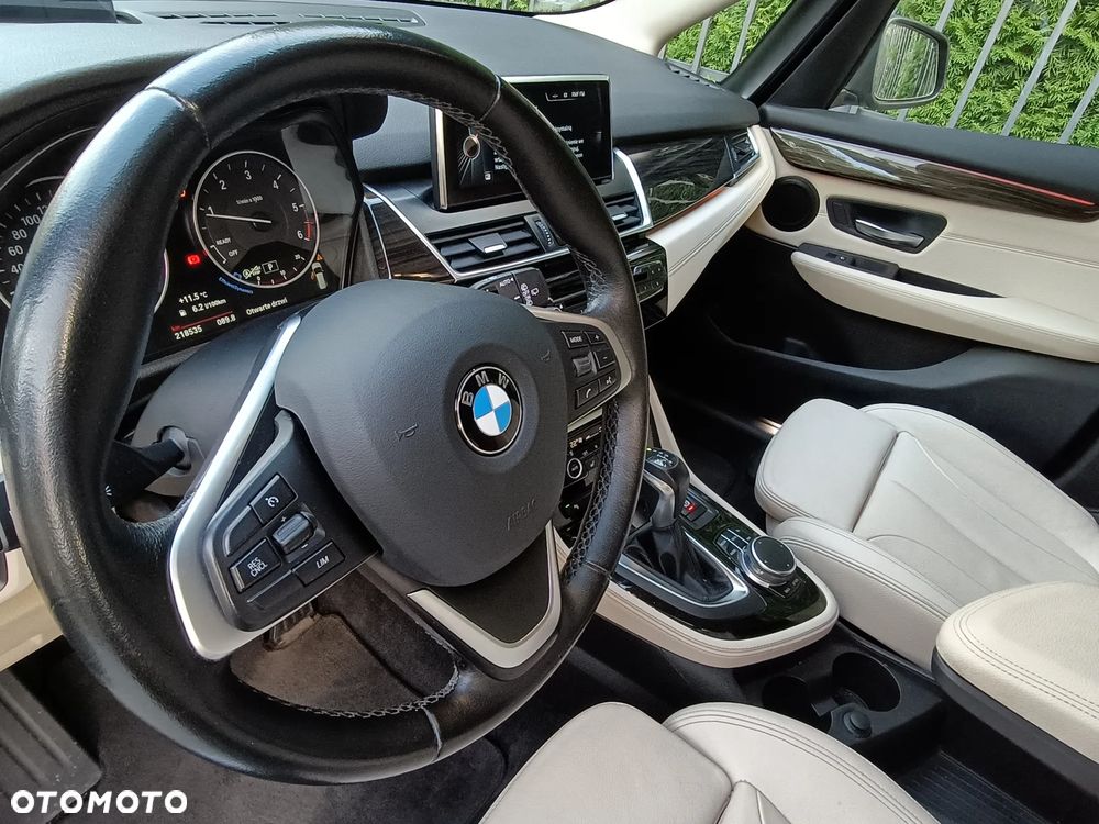 BMW Seria 2 218d Luxury Line sport - 26