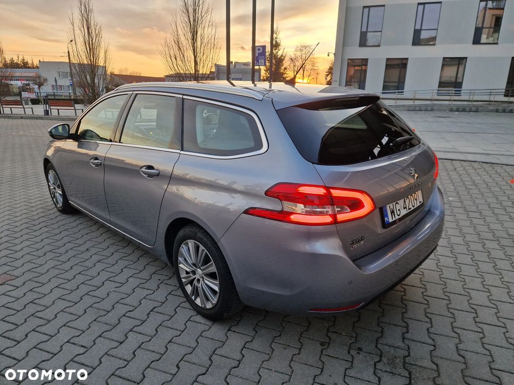 Peugeot 308 1.2 PureTech Allure S&S EAT8 - 9