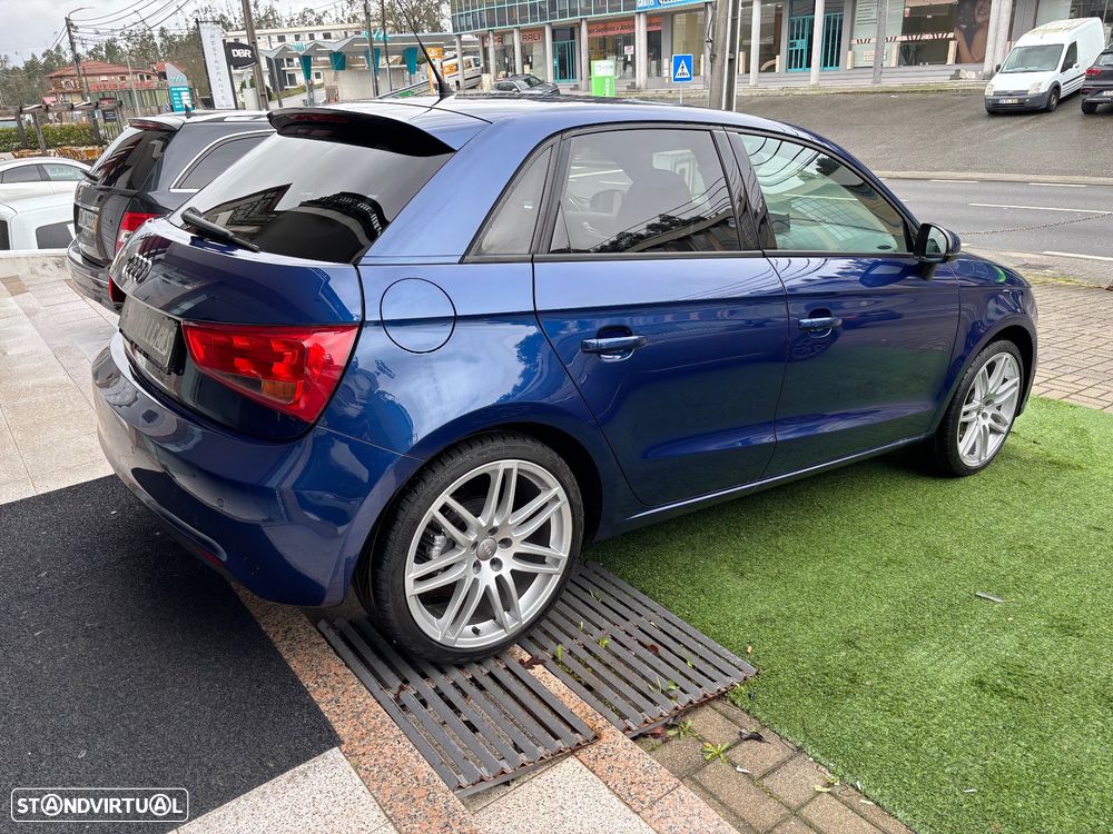Audi A1 Sportback 1.6 TDI S line edition - 2