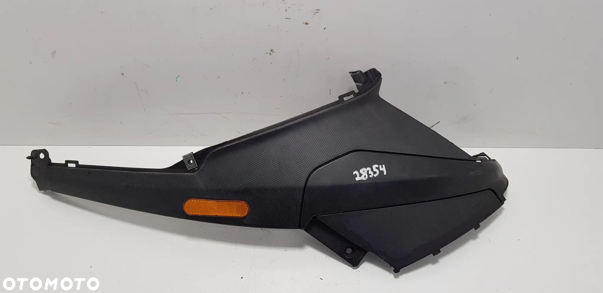 Piaggio NRG Power 50 Wypełnienie tunelu prawe - 1