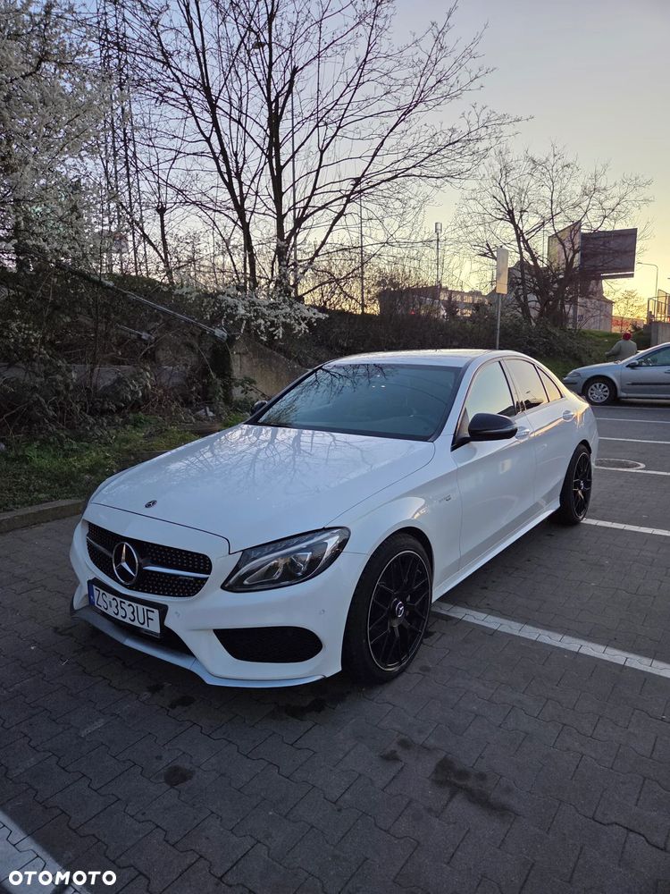Mercedes-Benz Klasa C AMG 43 4-Matic - 3