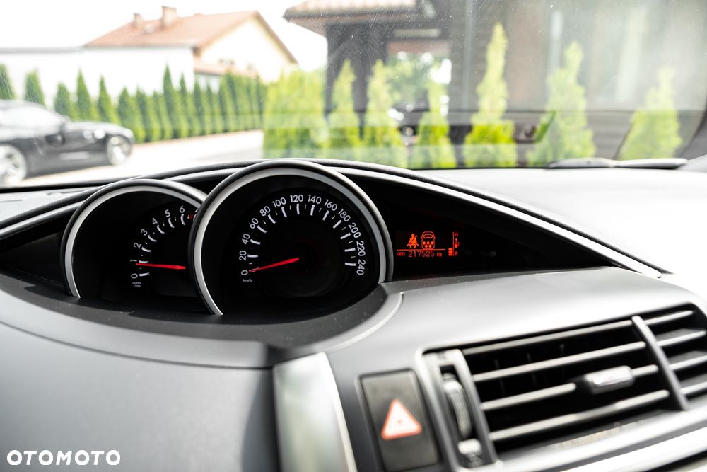 Toyota Verso 1.8 Sol 7os MS - 33