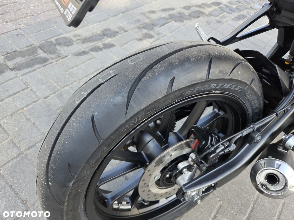 Yamaha MT - 19
