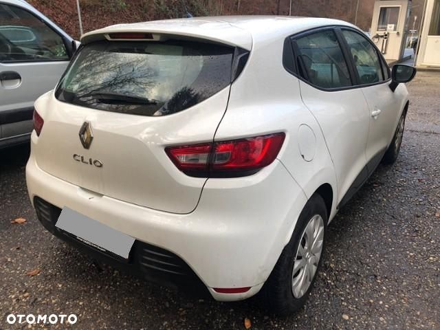 Renault Clio - 1