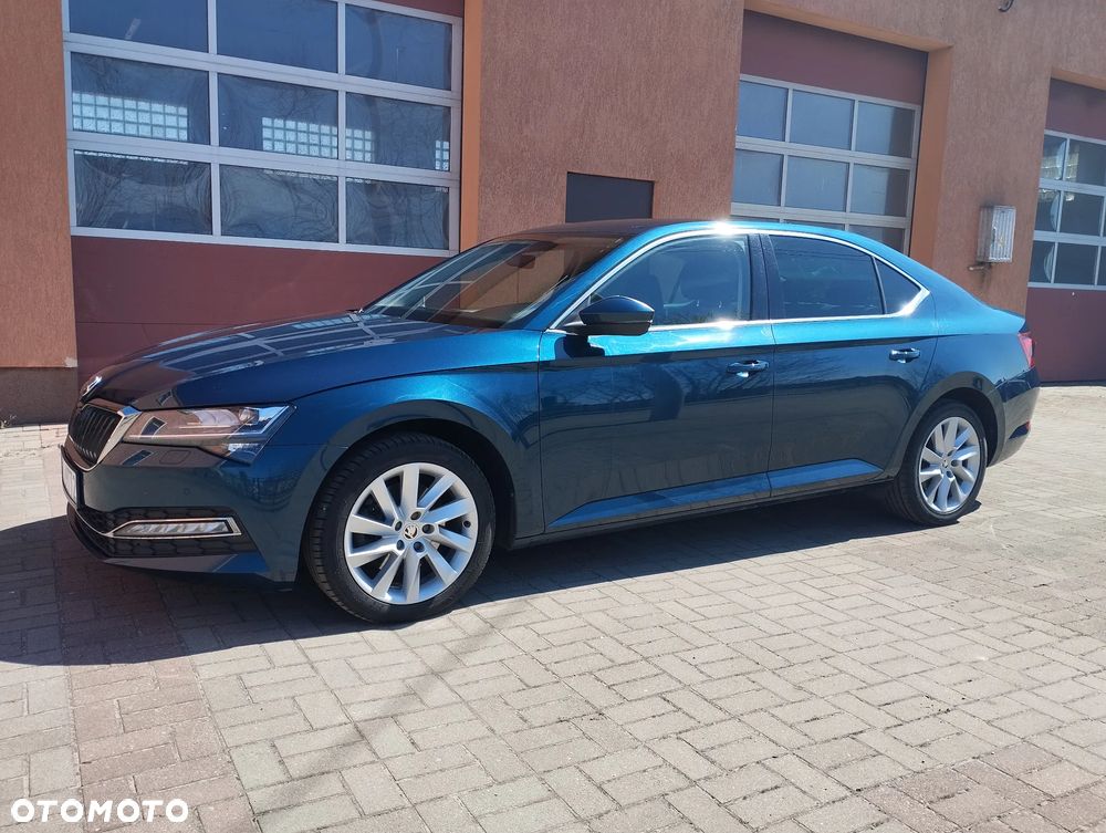 Skoda Superb 2.0 TDI SCR 4x4 Style DSG - 18
