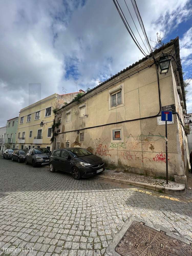 Predio com 5 frações junto ao Rio Tejo, para Reabilitar - Grande imagem: 3/17