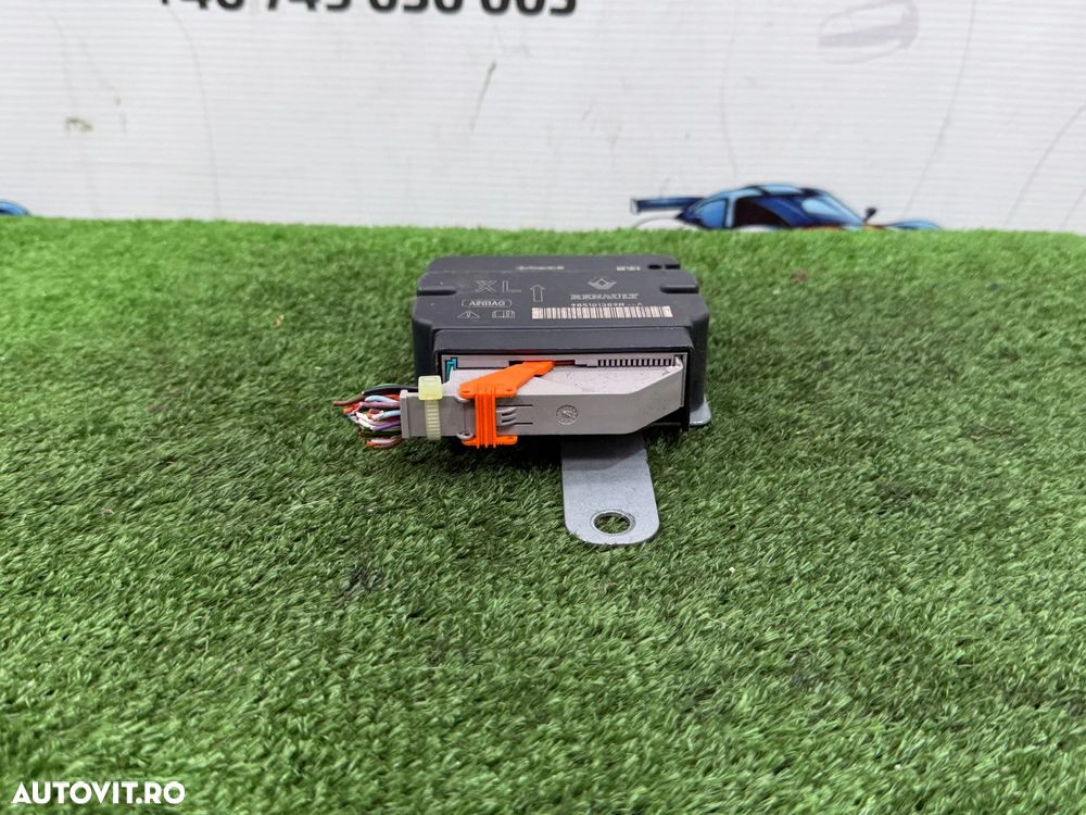 MODUL AIRBAG RENAULT CLIO 4 1.2 BENZINA 2016 COD OEM A2C80613911 985101389R 985101389A 2012-2018 - 3