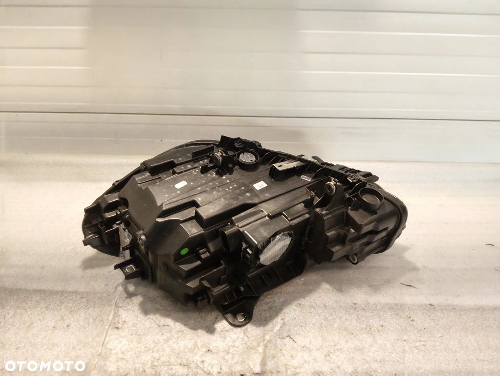 BMW 1 F40 FULL LED PRZÓD STRONA PRAWA  5A1E056 - 7