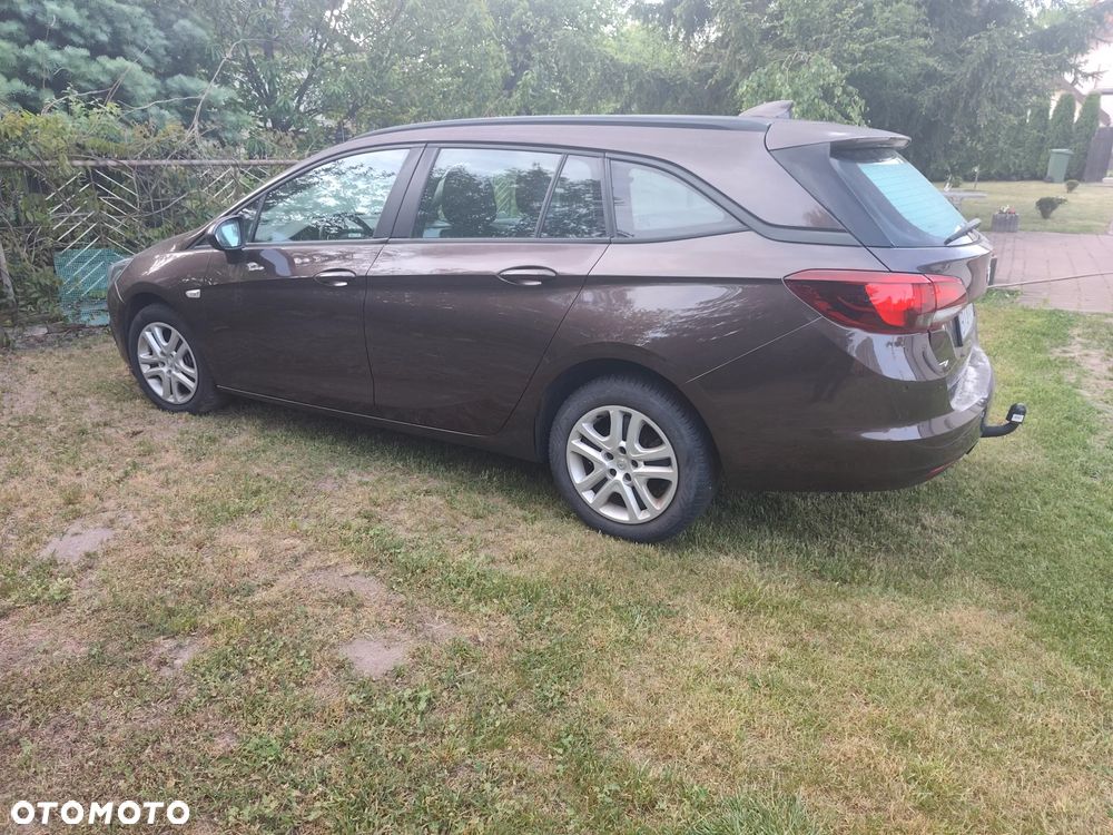 Opel Astra 1.6 CDTI Sport - 3