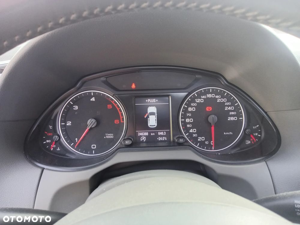 Audi Q5 2.0 TDI Quattro - 32