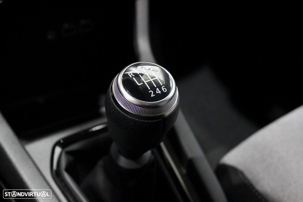 Renault Clio 1.0 TCe Evolution Bi-Fuel - 28