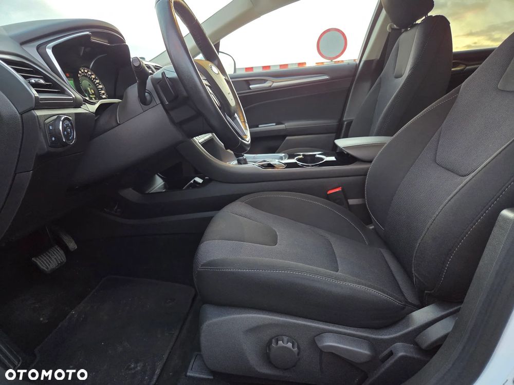 Ford Mondeo 2.0 TDCi STart-Stopp PowerShift-Aut Titanium - 16