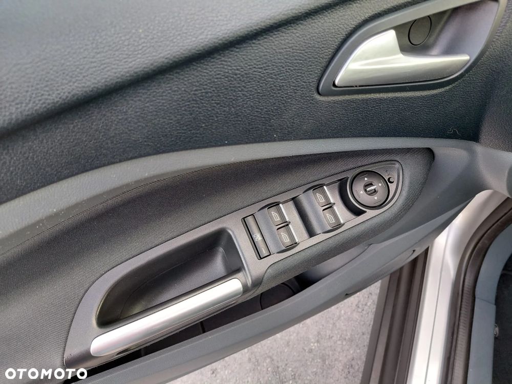 Ford C-MAX 1.6 Ti-VCT Titanium - 20