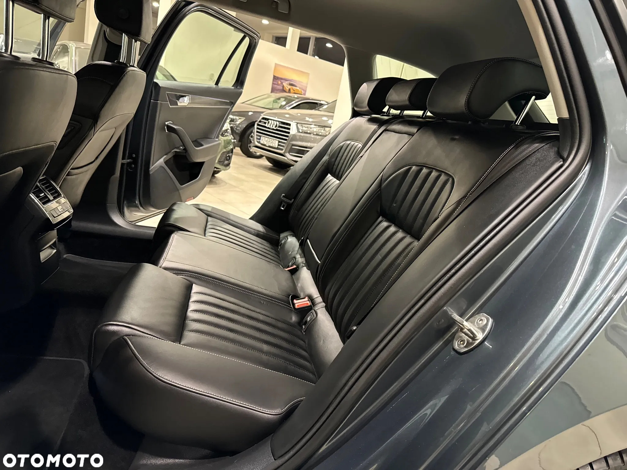Skoda Superb 1.5 TSI ACT Sportline DSG - 33