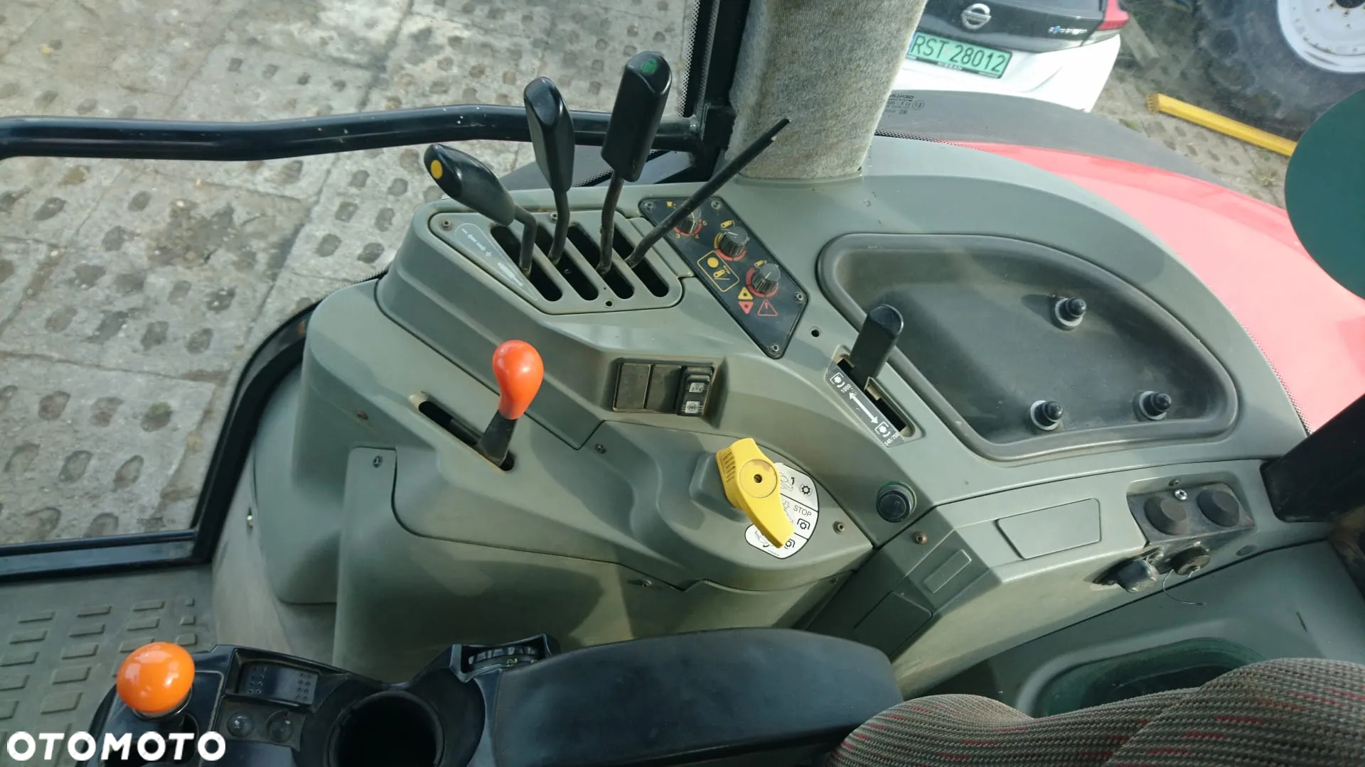 Massey Ferguson 8270 - 12