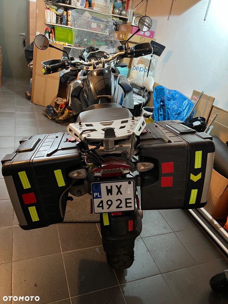 BMW R - 11