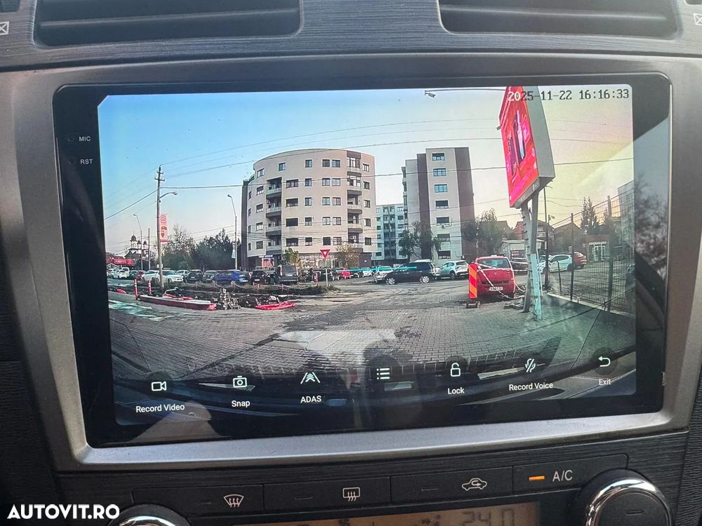 Toyota Avensis 2.2 D-CAT Luxury - 19