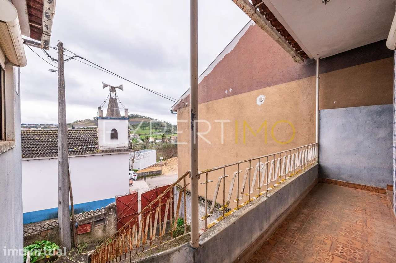 Moradia T3 com garagem ampla e terreno - Grande imagem: 5/30