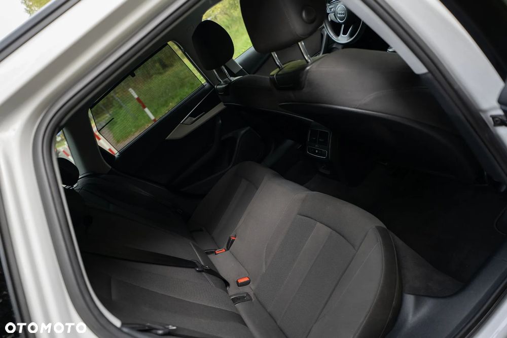 Audi A4 Avant 35 TDI mHEV Advanced S tronic - 22