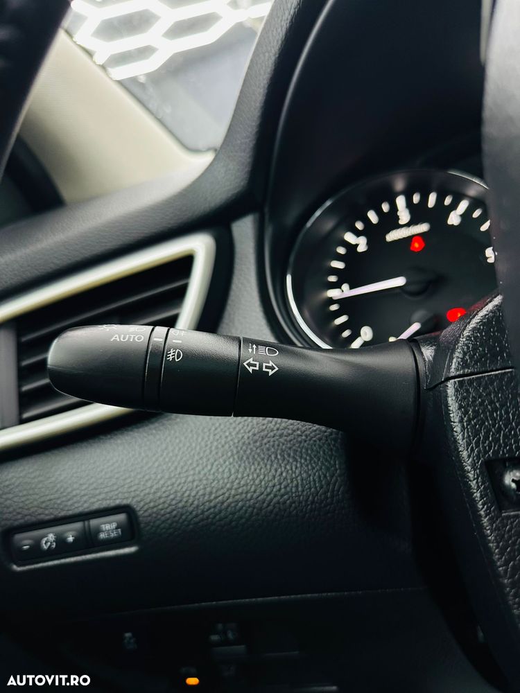 Nissan Qashqai 1.5 DCI TEKNA - 27