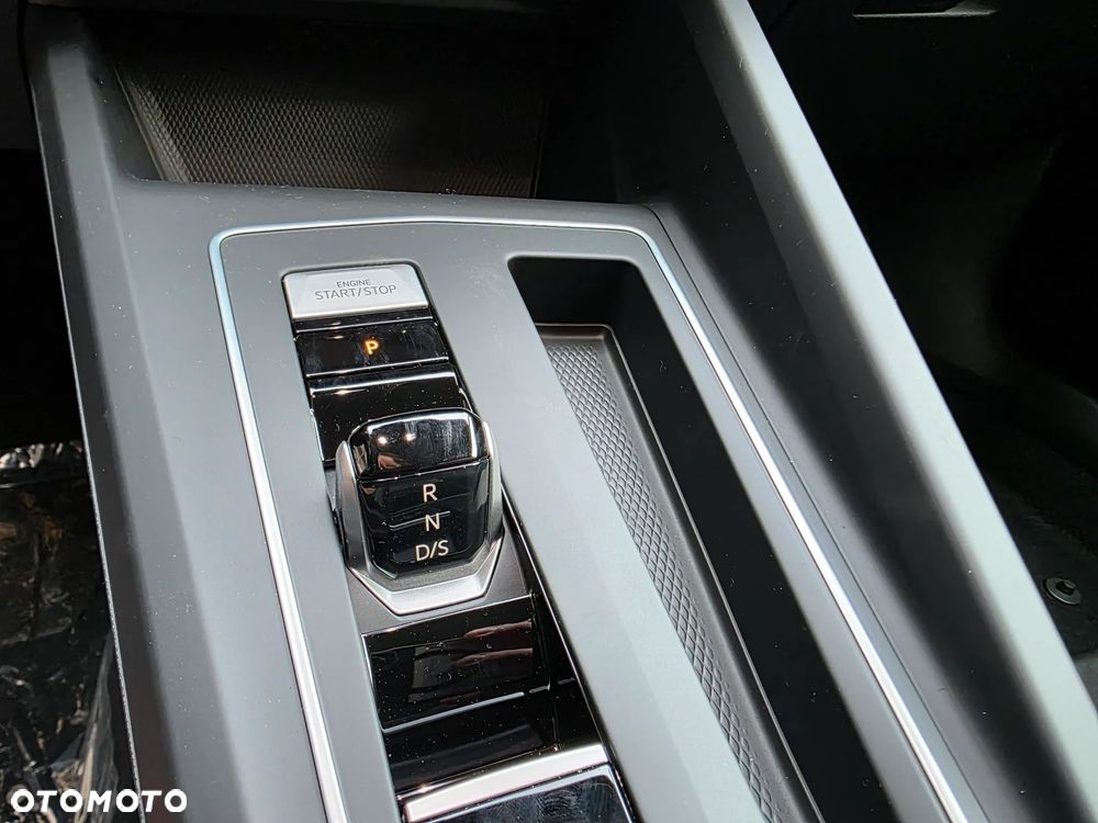 Volkswagen Golf Variant 1.5 eTSI OPF DSG Life - 20