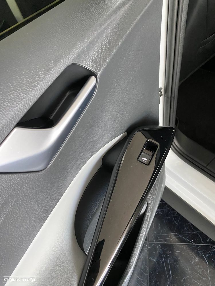 VW ID.3 Pro Performance - 12